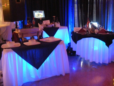 bridalshowbooth-uplighting2-small